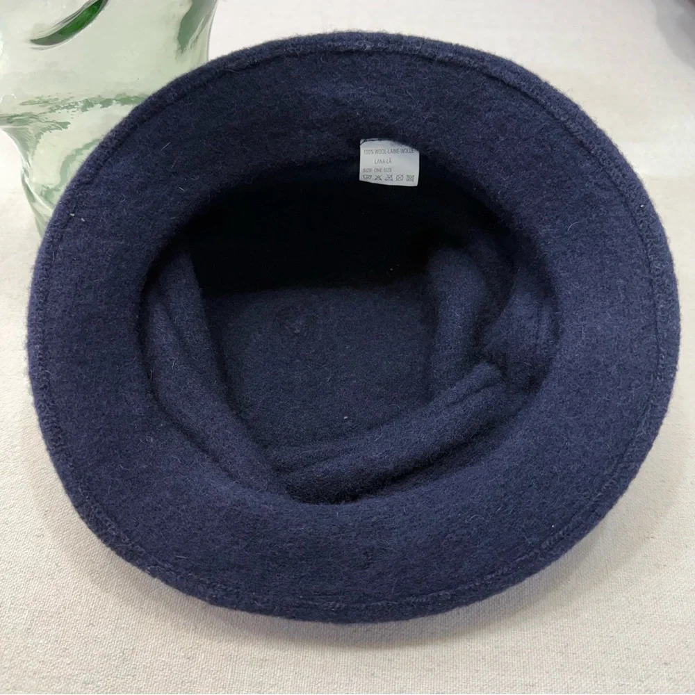 Wool Navy Blue Women's Hat - Flower & Ribbed